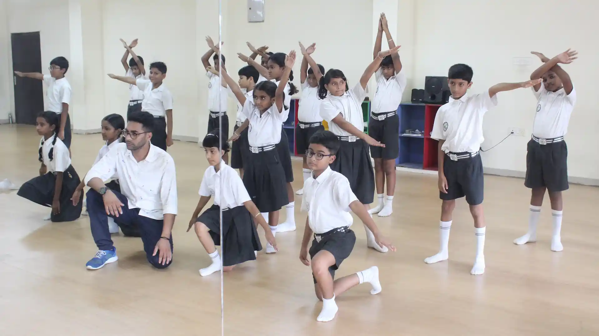 Dance Studio Moment 7